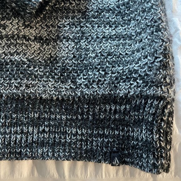 Volcom Knit Sweater Great Size 6 - Picture 4 of 4